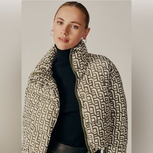 Deluc Baptisia Geometric Cropped Puffer Jacket Olive Ecru Boxy Fit Size Small